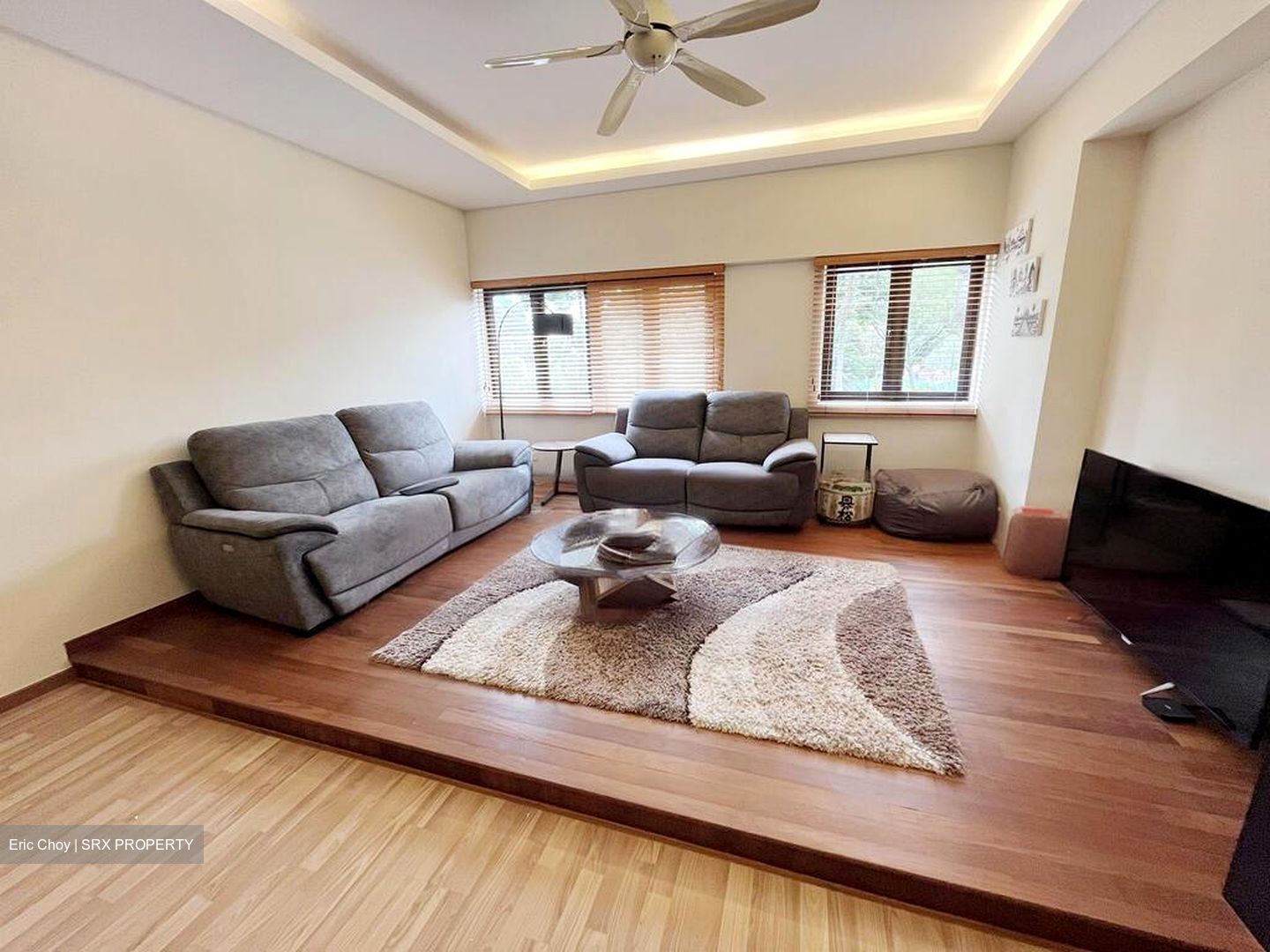 Queensway Tower / Queensway Shopping Centre (D3), Apartment #469148181